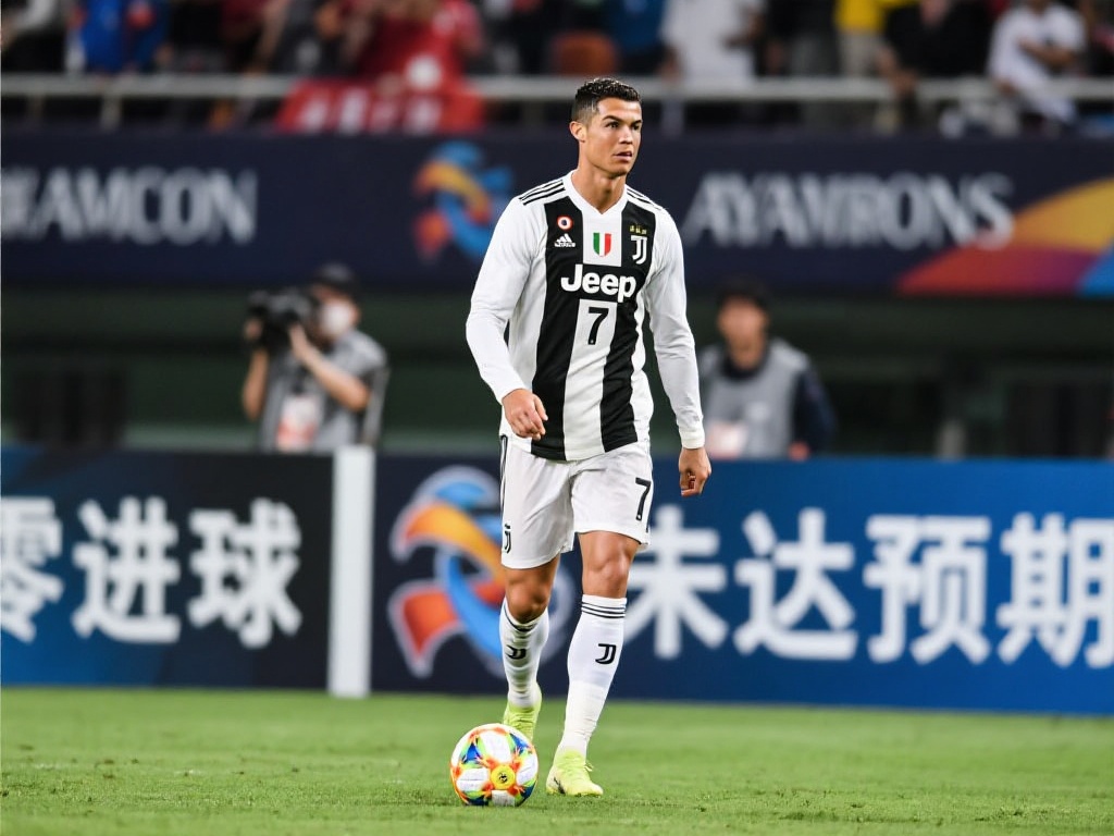 C罗未能破门,球队亚冠告捷 C罗亚冠数据表现:进球不是唯一标准
在